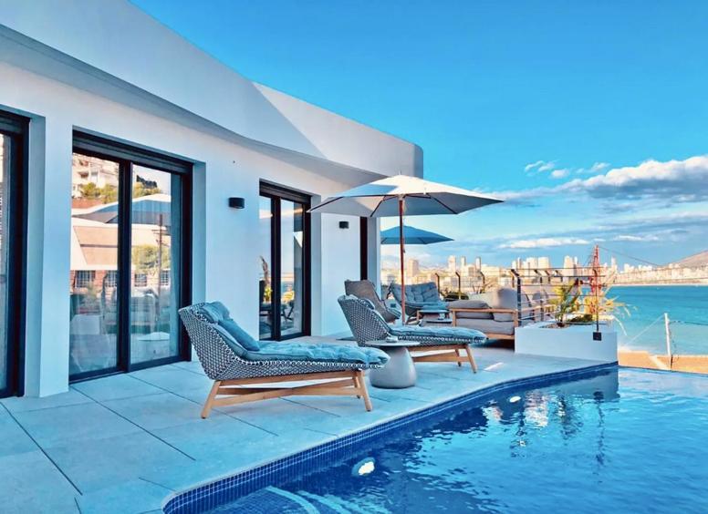 Luxurioeses Apartment In Benidorm Mit Pool Екстер'єр фото